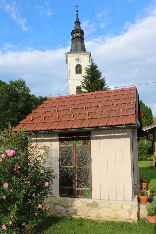 Sleeping In Village Svecina エクステリア 写真